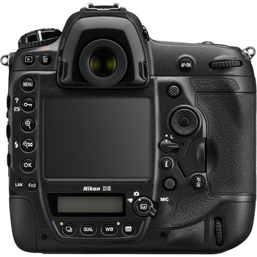 Nikon D5 DSLR (corpo, slots CF duplos)